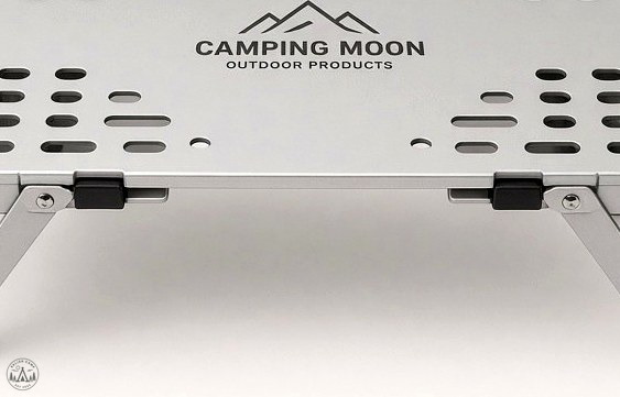 Z01 stand stabilizing a canister stove without acting as a windscreen
