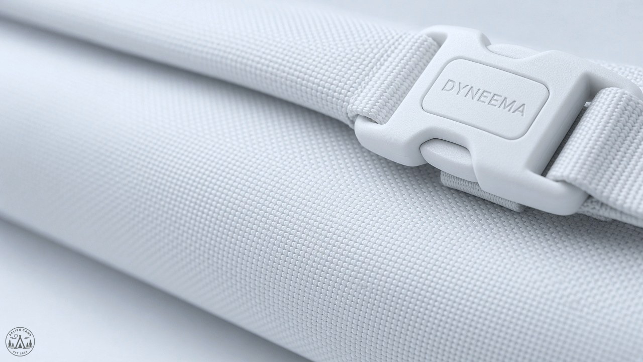 Hyperlite Southwest 40 roll-top closure detail