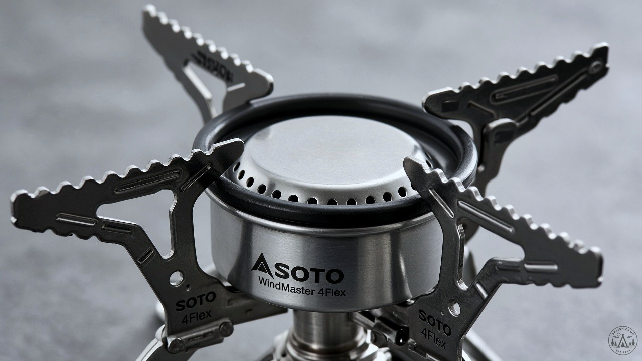 Soto WindMaster 4Flex pot support arms and burner face close-up