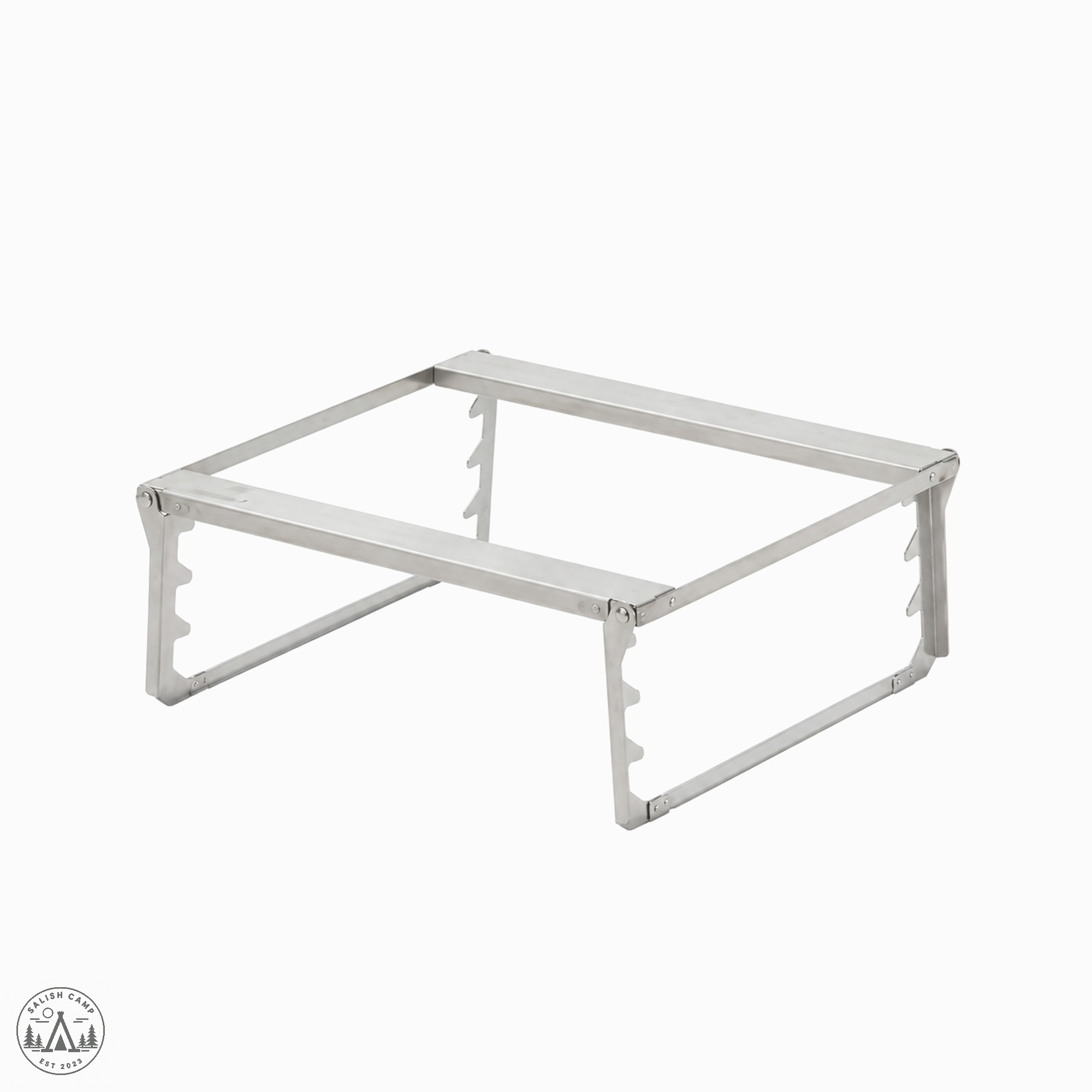 Snow Peak Fireplace Grill Bridge L in an open three-quarter product view