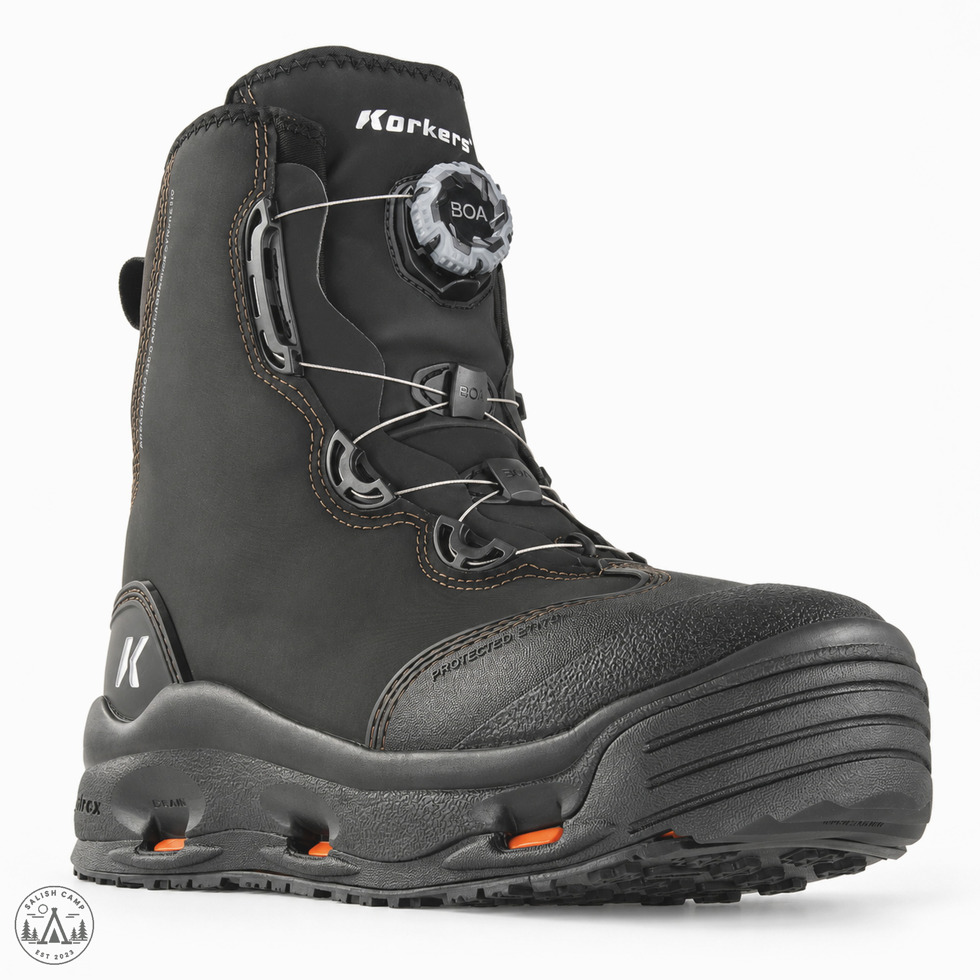 Korkers Devil's Canyon Black boot three-quarter front