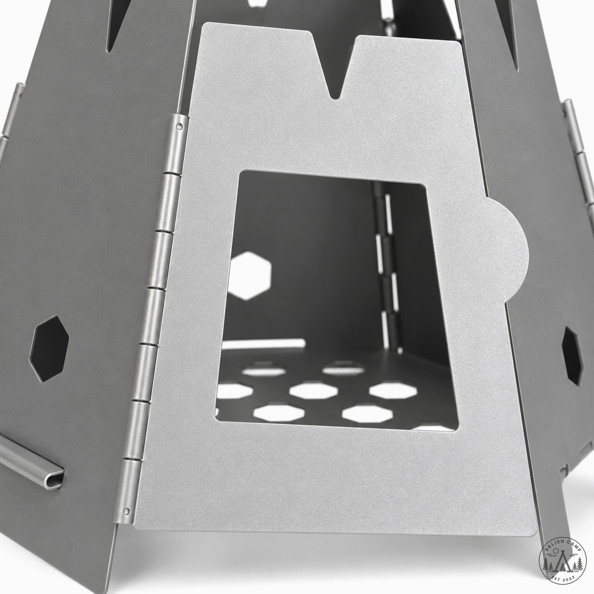 Hexagon 2 front door and fuel-access cutout detail