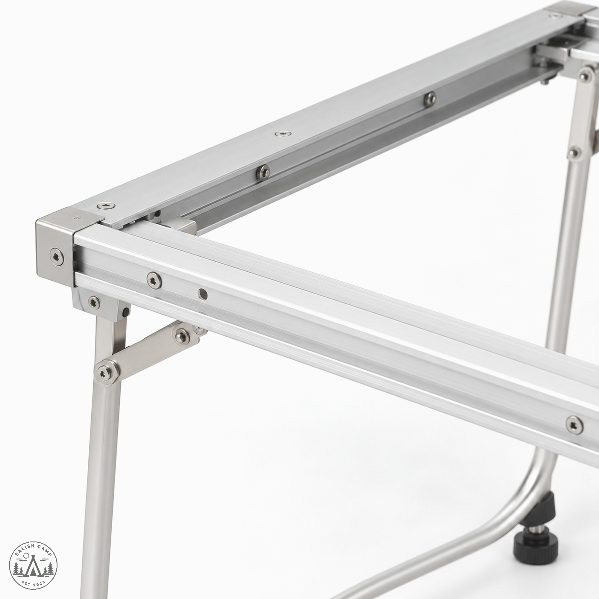 Entry IGT side rail
