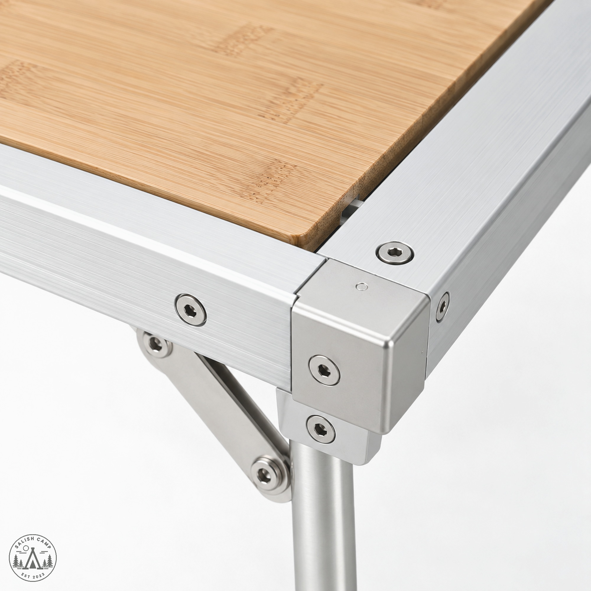 Entry IGT folding leg and corner joint