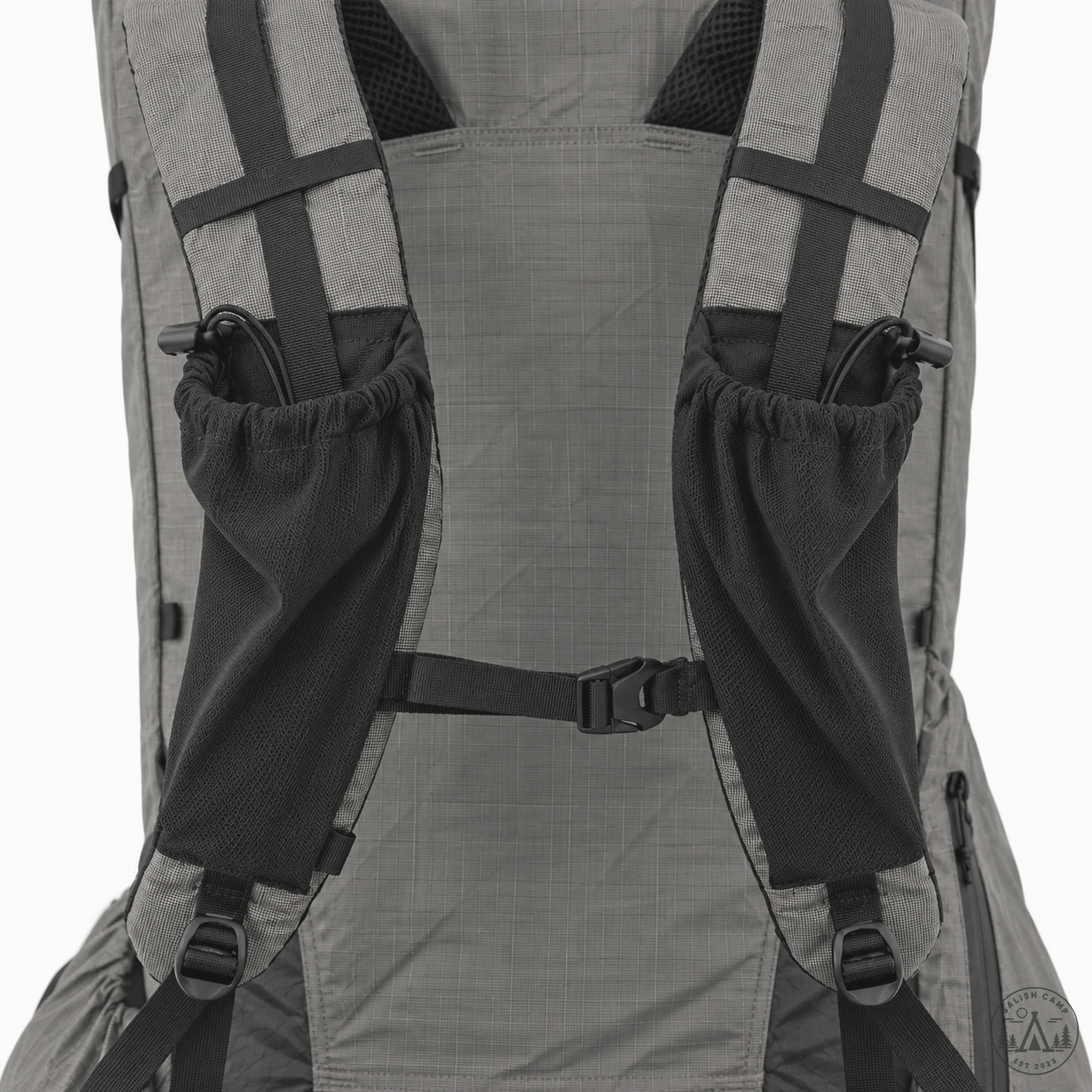 Kakwa 55 shoulder-strap / harness detail